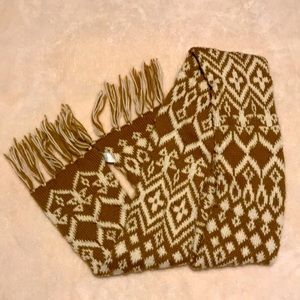 Long wool scarf